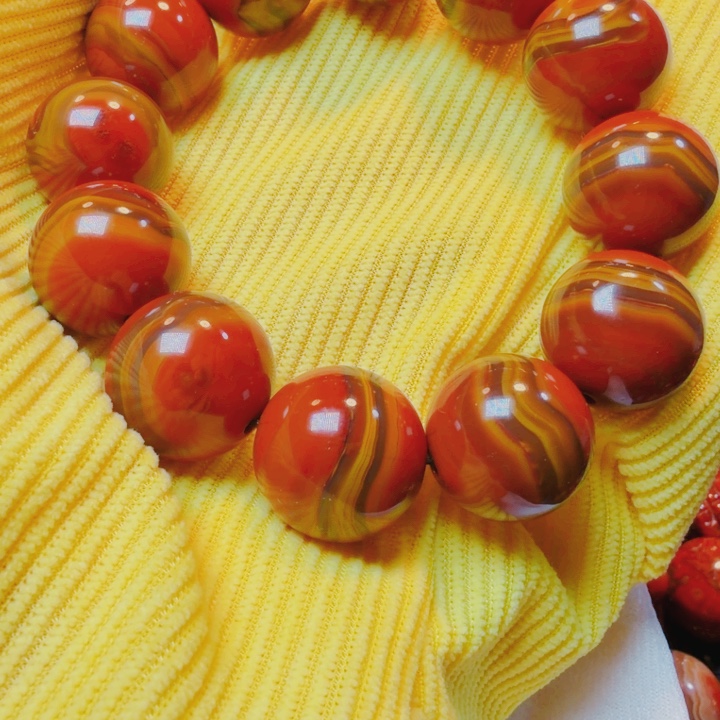 俏***岁玛瑙/玉髓未镶嵌手串