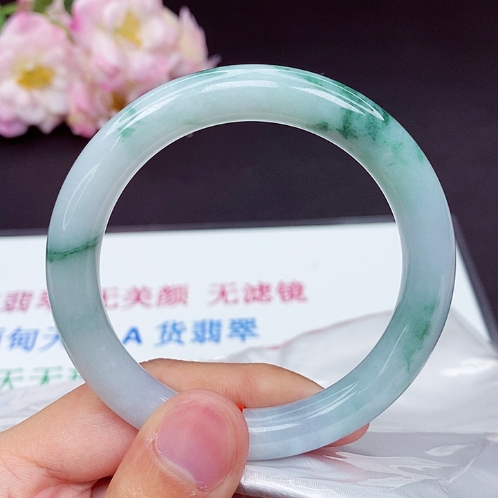 翡翠手镯未镶嵌56.5圈口