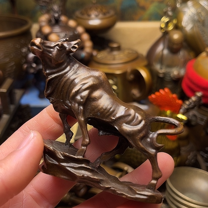 精美铜器批发档口