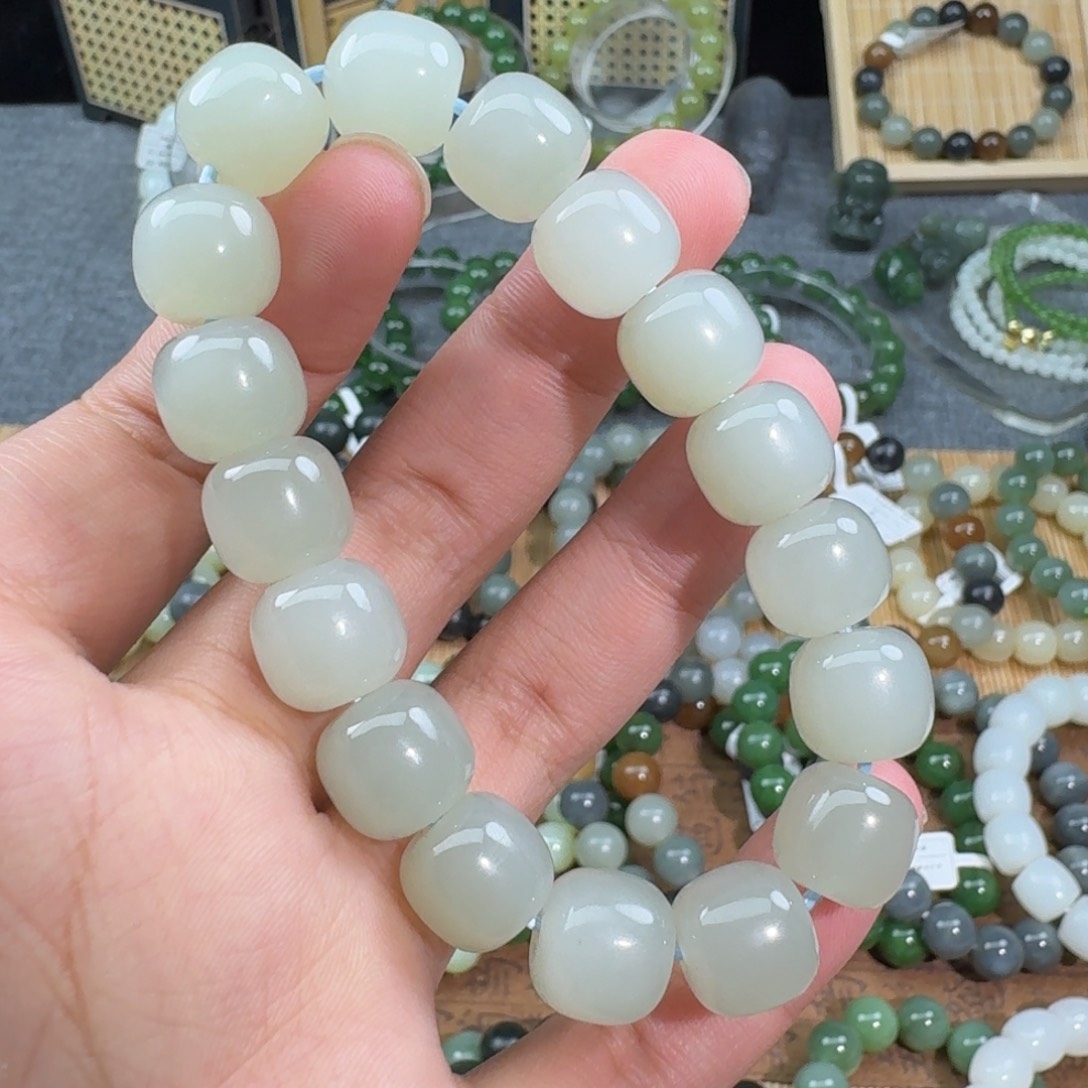 手链未镶嵌和田玉