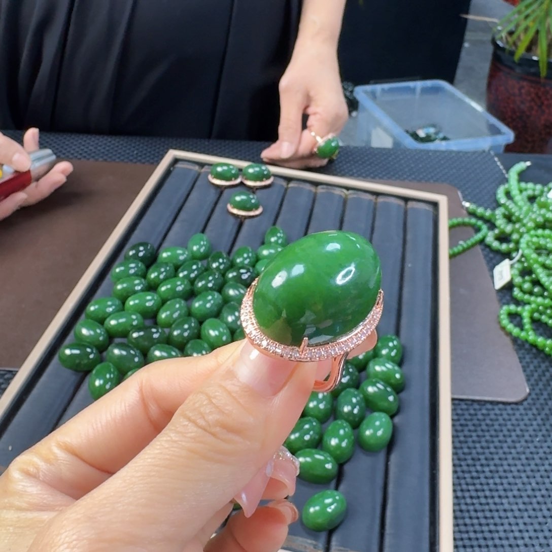 合金戒指和田玉（碧玉）25 18