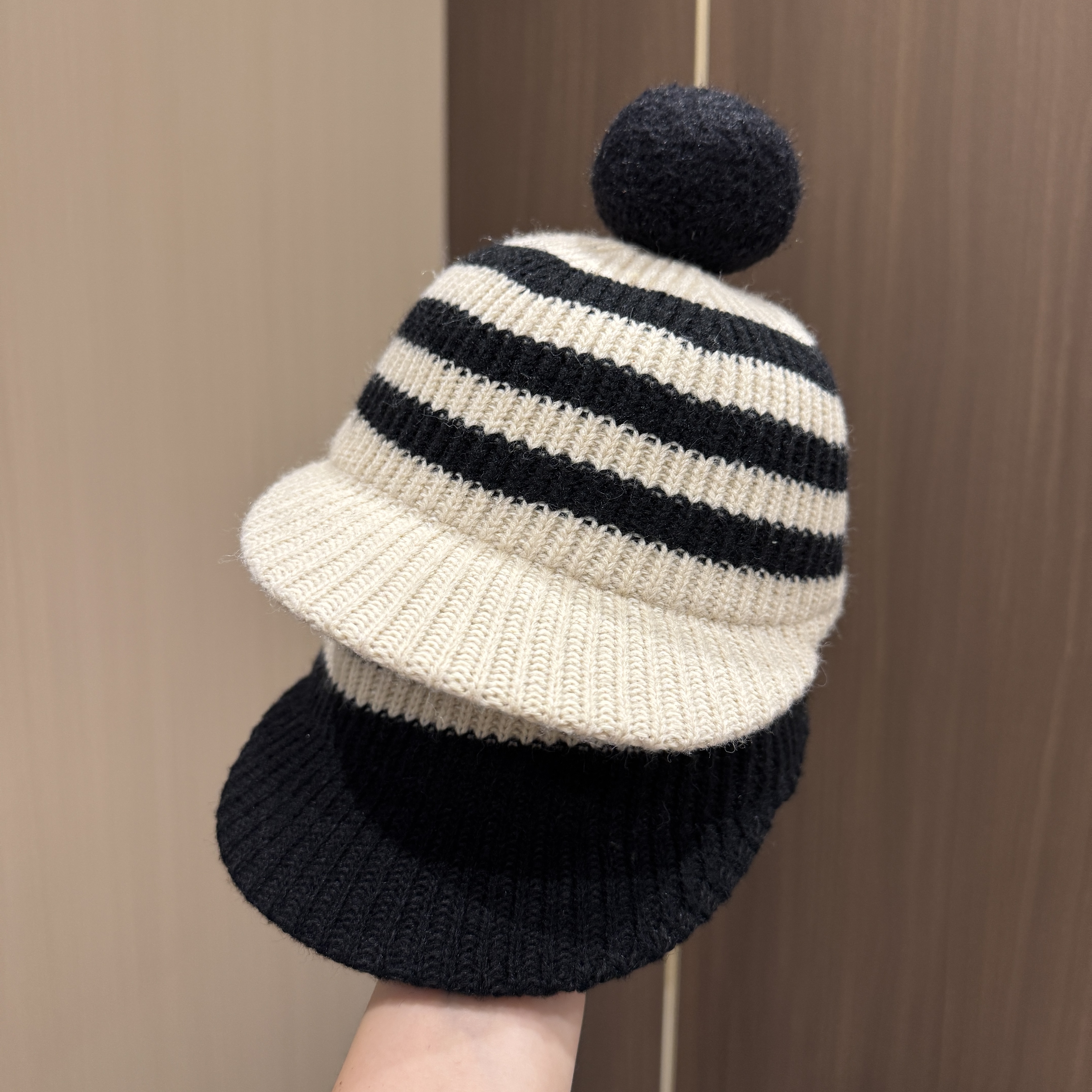 MIDIXIN/米迪昕韩国小众风条纹马术帽秋冬新款儿童个性针织鸭舌帽