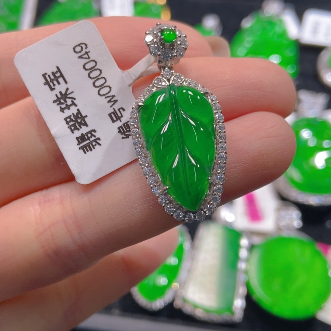 翡翠吊坠(不含链)银S925镶嵌