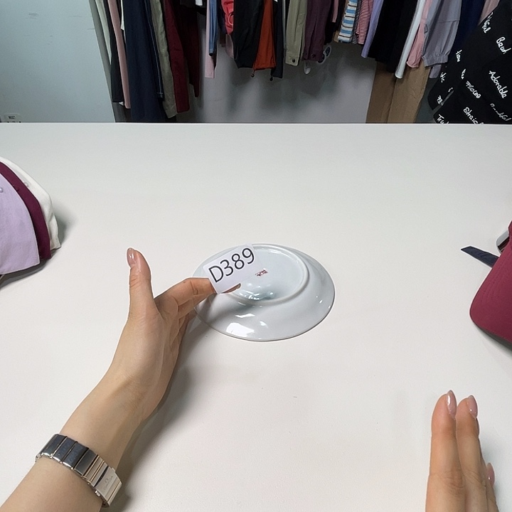 瓷片389藏蓝色。。。。。。。。。。。。。