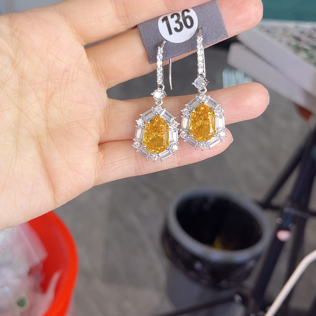 耳饰彩色蓝宝石银S925镶嵌