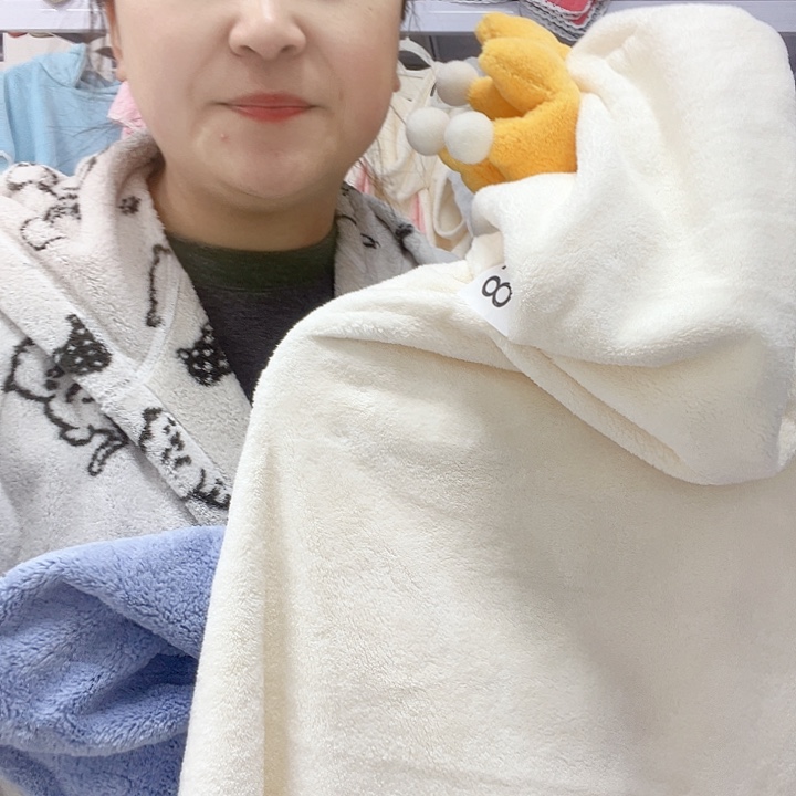 聚酯纤维皇冠斗篷微瑕