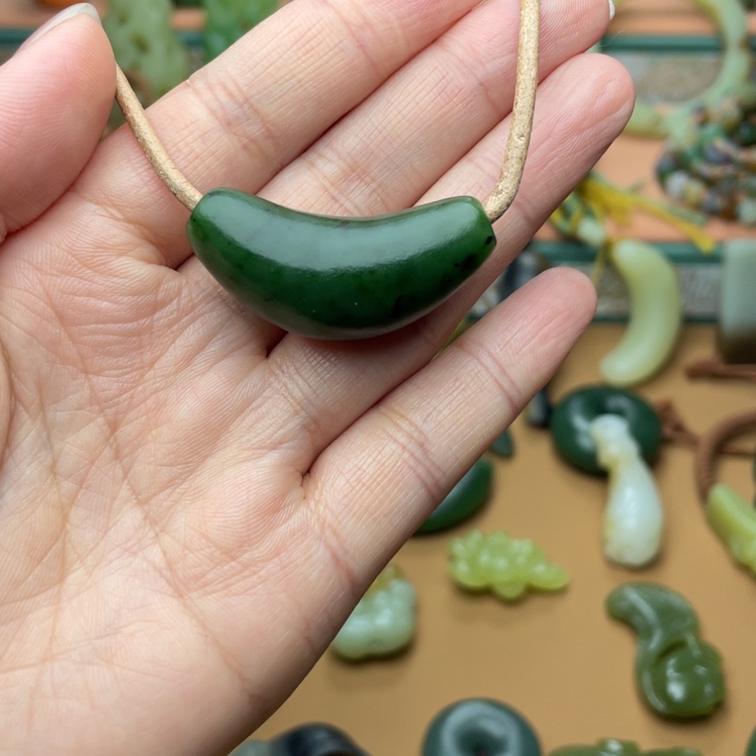 【闪购商品】和田玉未镶嵌颈饰