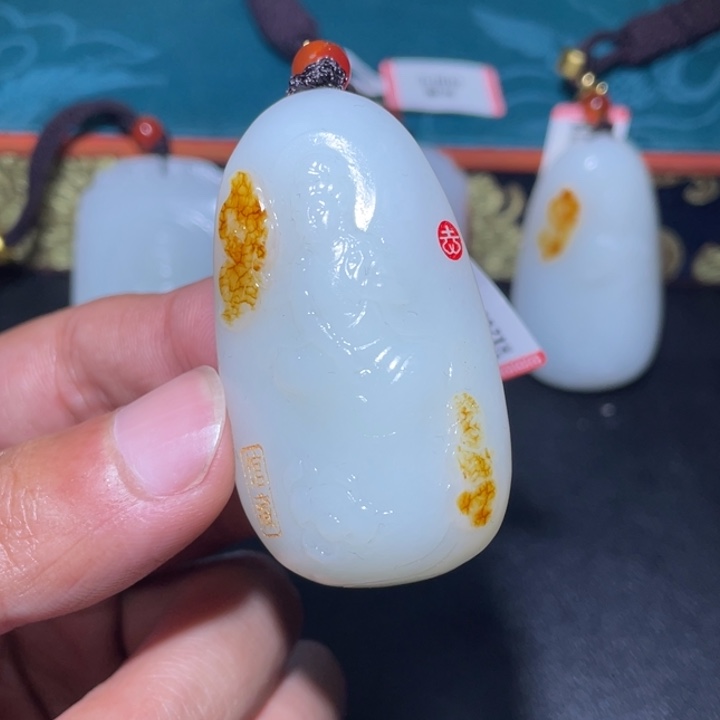 和田玉未镶嵌颈饰J