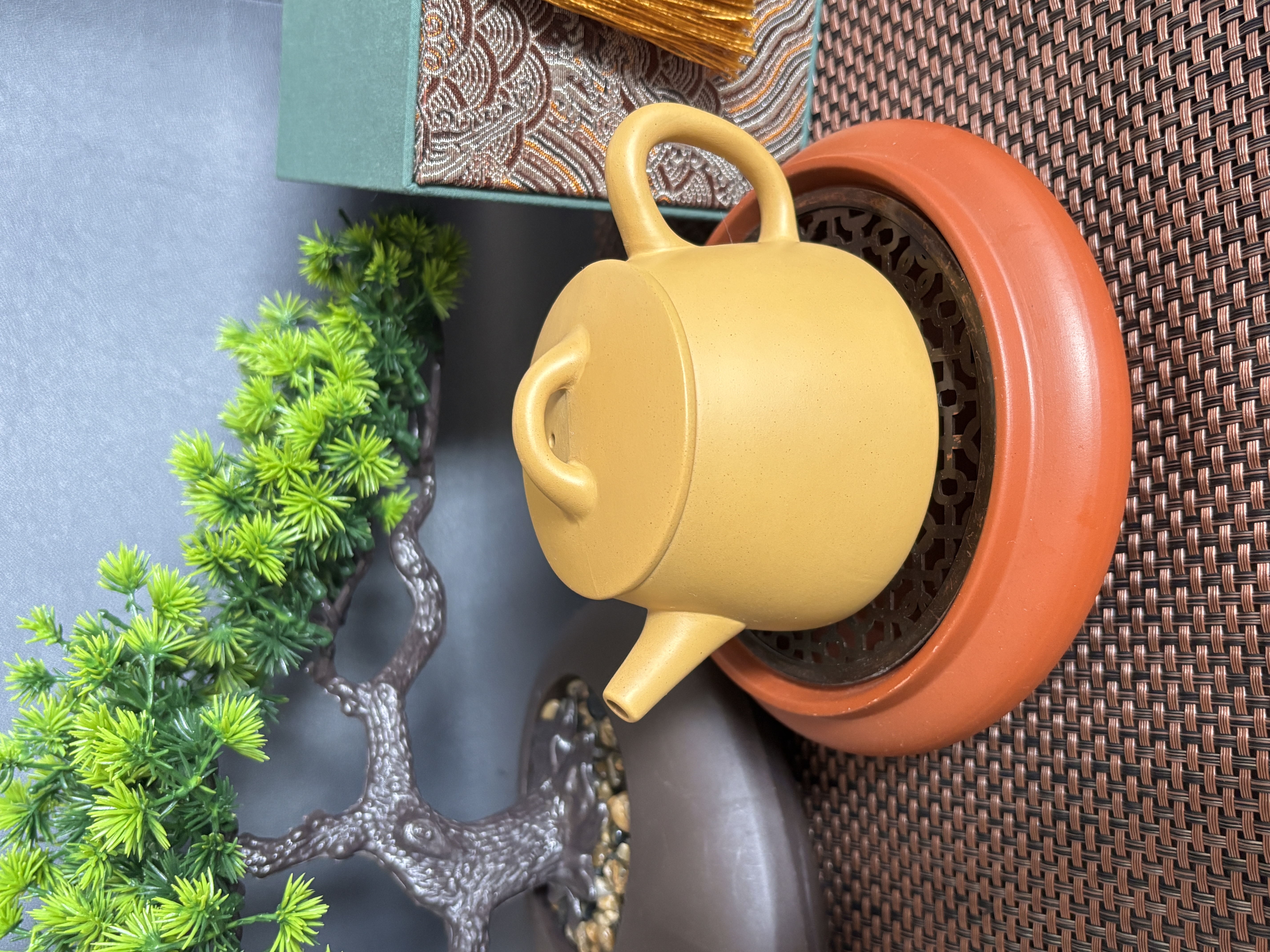 潮州250cc 单壶汉瓦壶黄金段泥手工制作茶壶日常泡茶