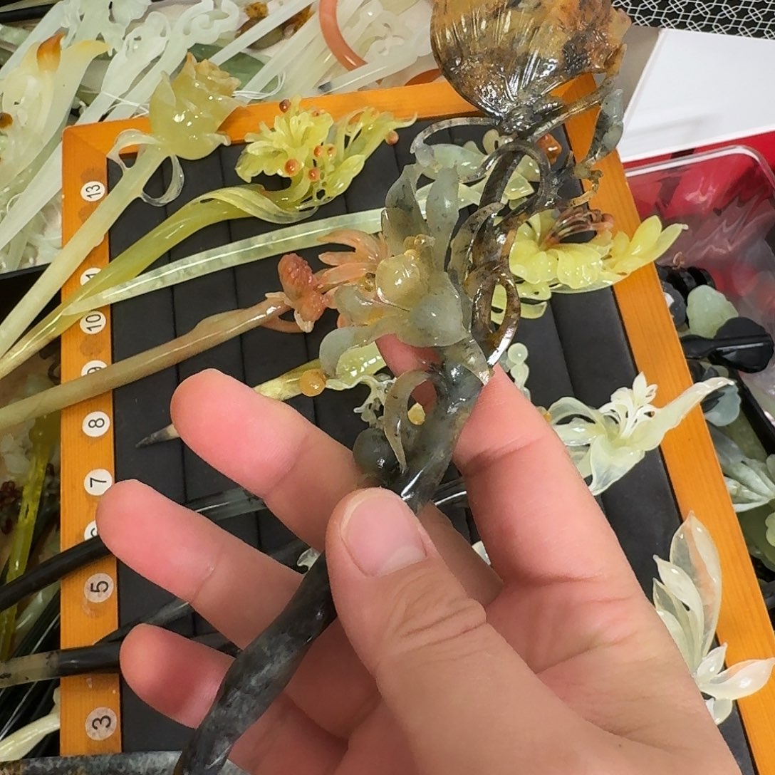 c***y未镶嵌蛇纹石玉发饰