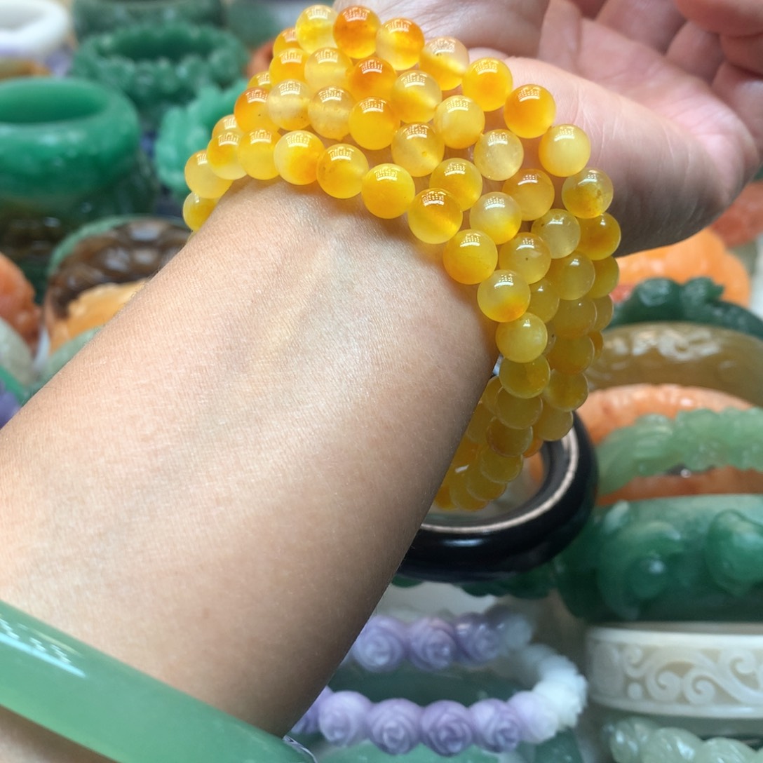 未镶嵌手镯石英质玉