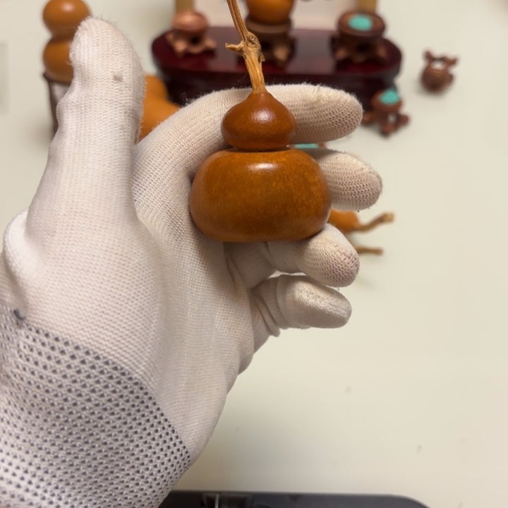 *****天然手捻老皮葫芦