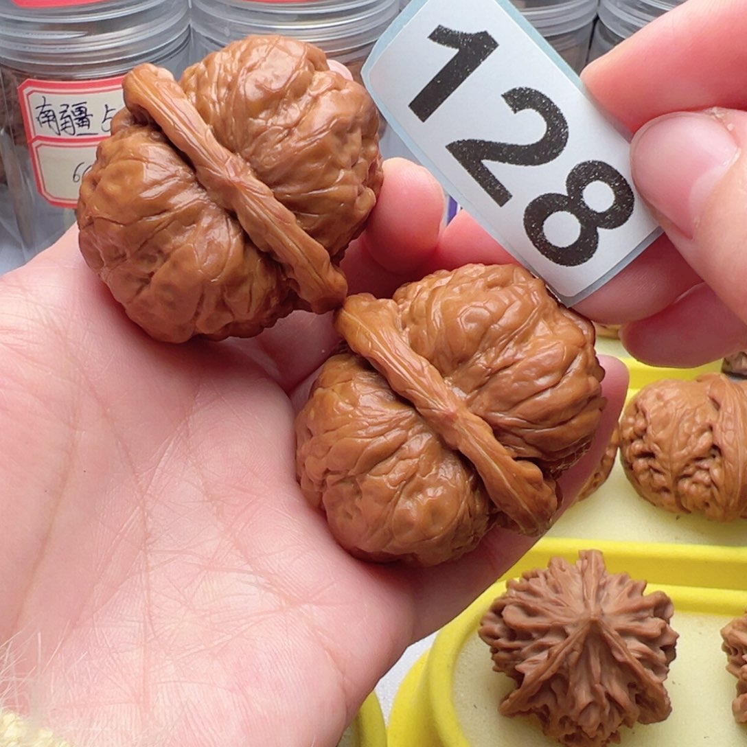 文玩核桃把件文玩128