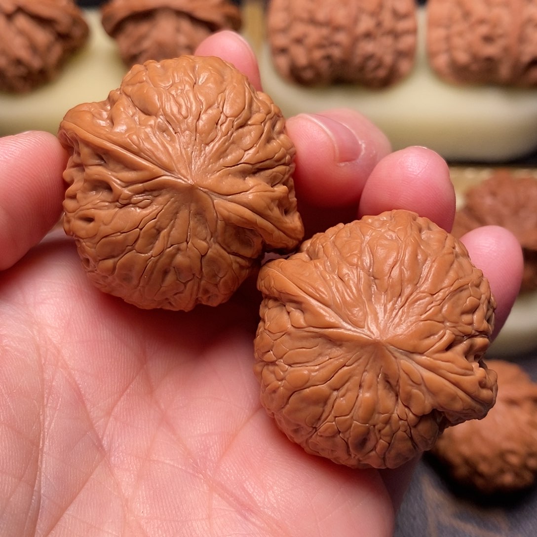 桃核把件全品铁锤尺寸37