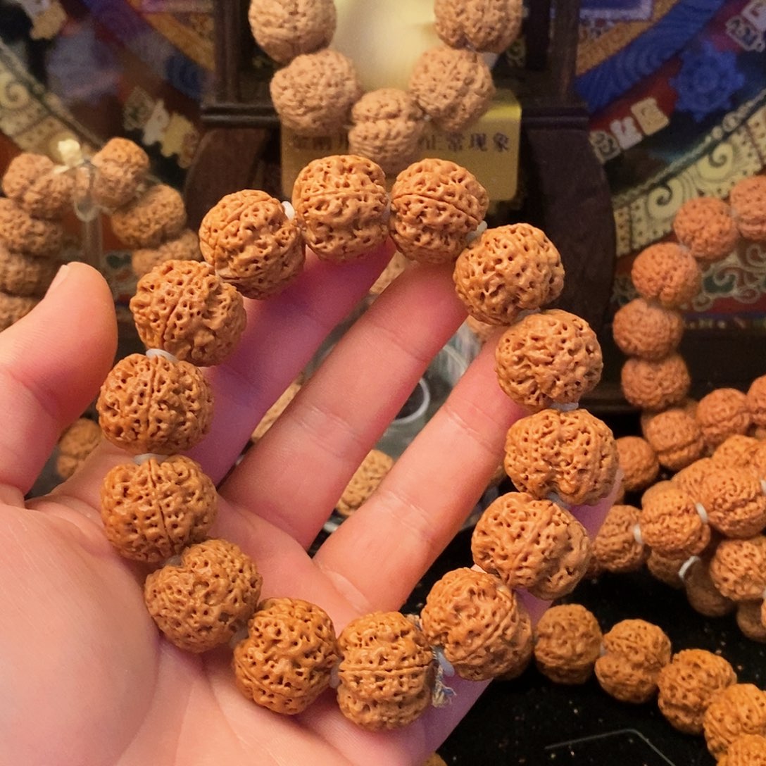 金刚菩提吊坠岁**哥22+梅花豆腐块