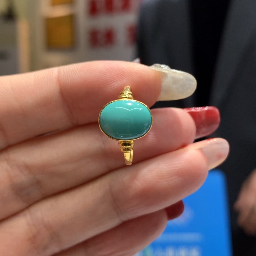 绿松石戒指18K金镶嵌