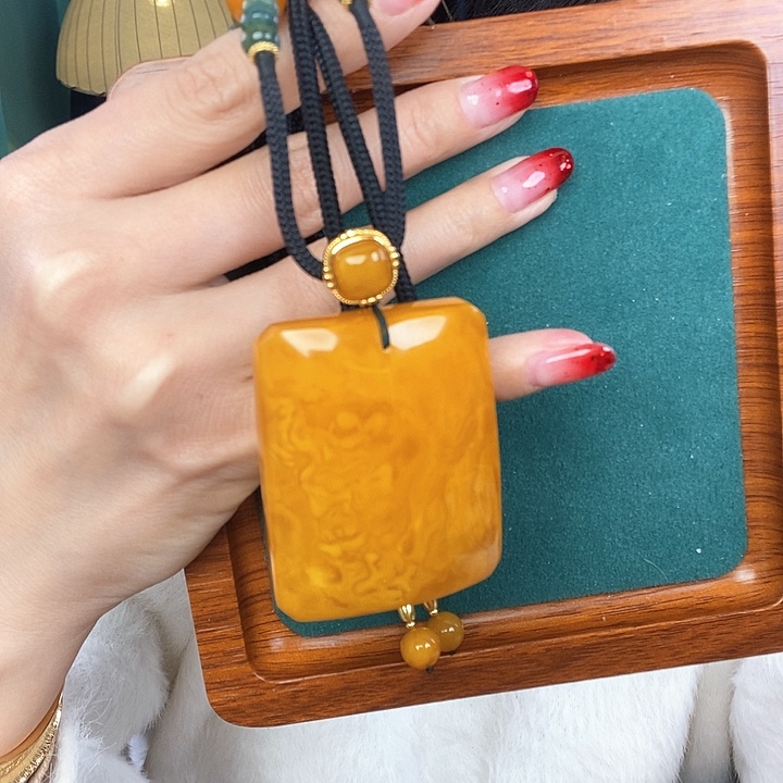 蜜蜡颈饰未镶嵌无*吊坠