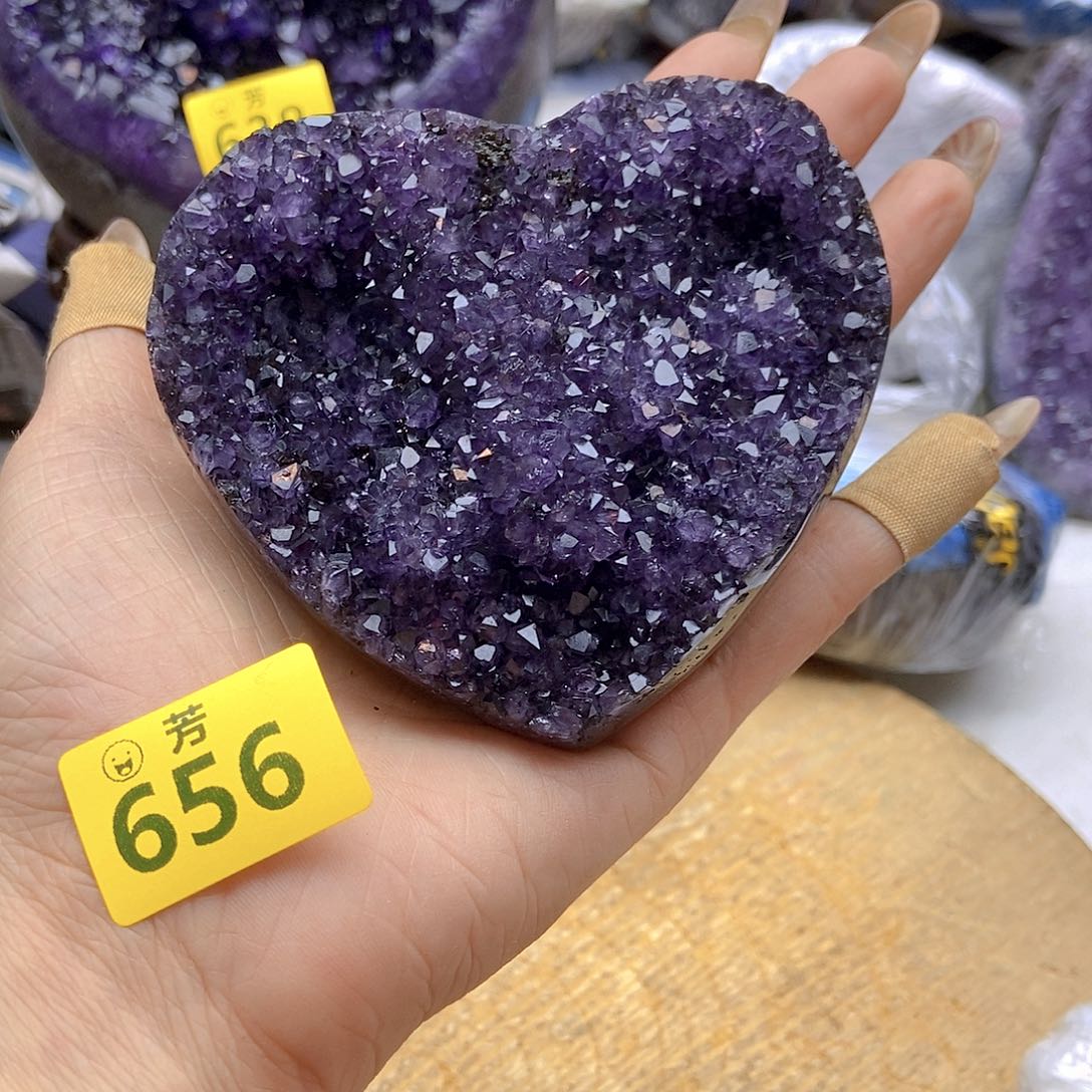紫晶大型摆件（非配饰）未镶嵌