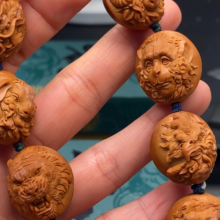 D***C橄榄核手串/手链十二生肖