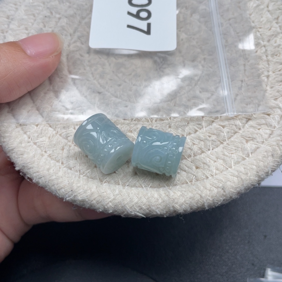 漫***雨翡翠未镶嵌手链天然A货缅甸翡翠