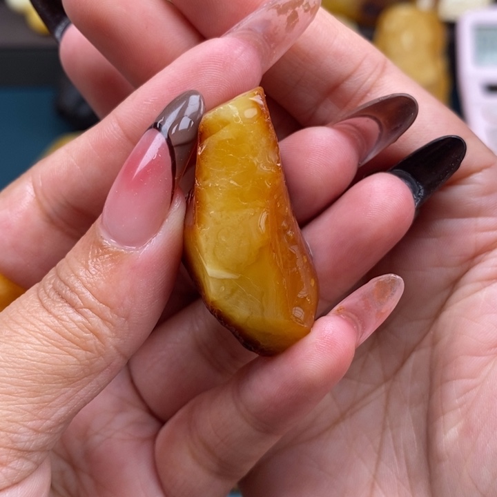 定制琥珀未镶嵌蜜蜡