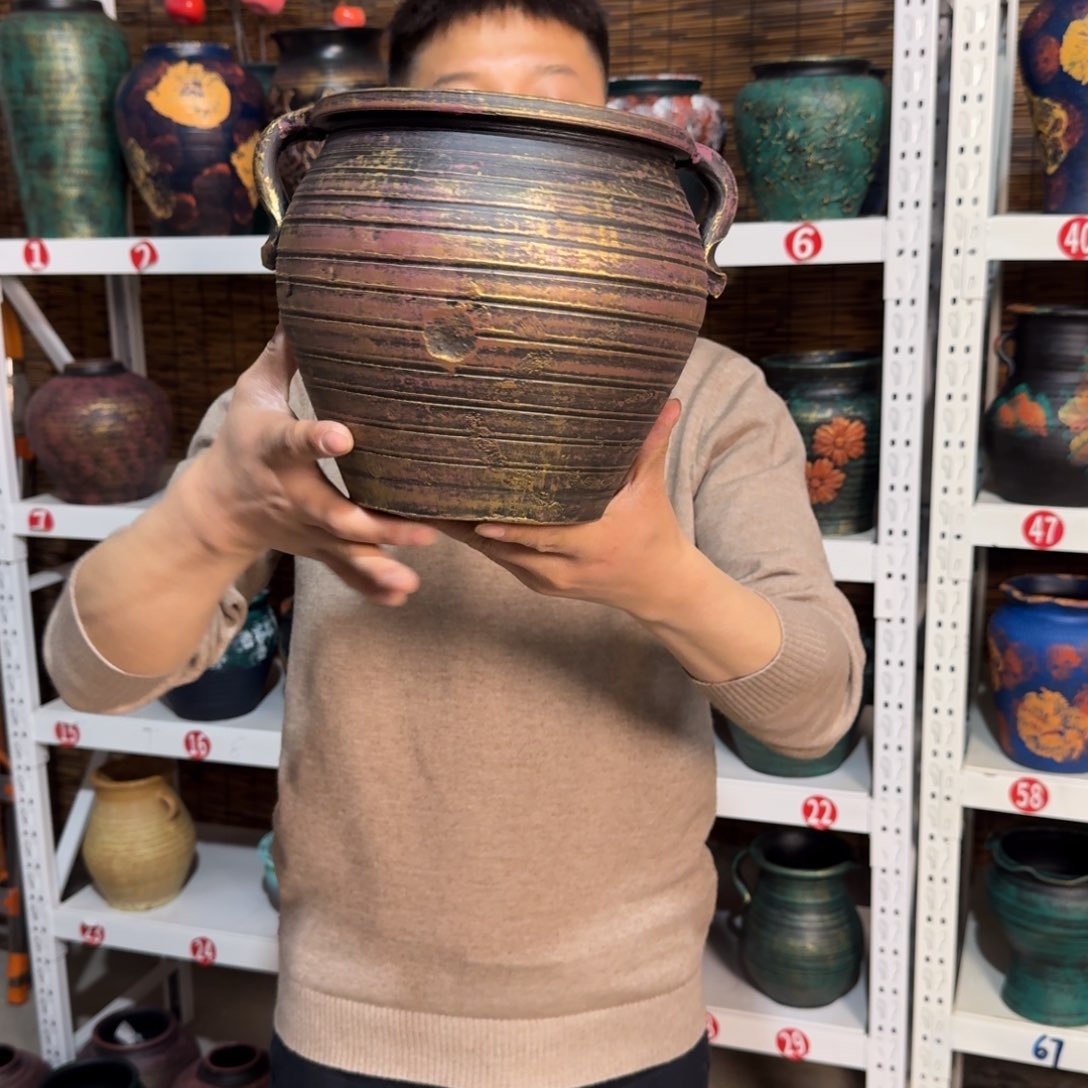 红陶浮雕花盆炸炸炸了