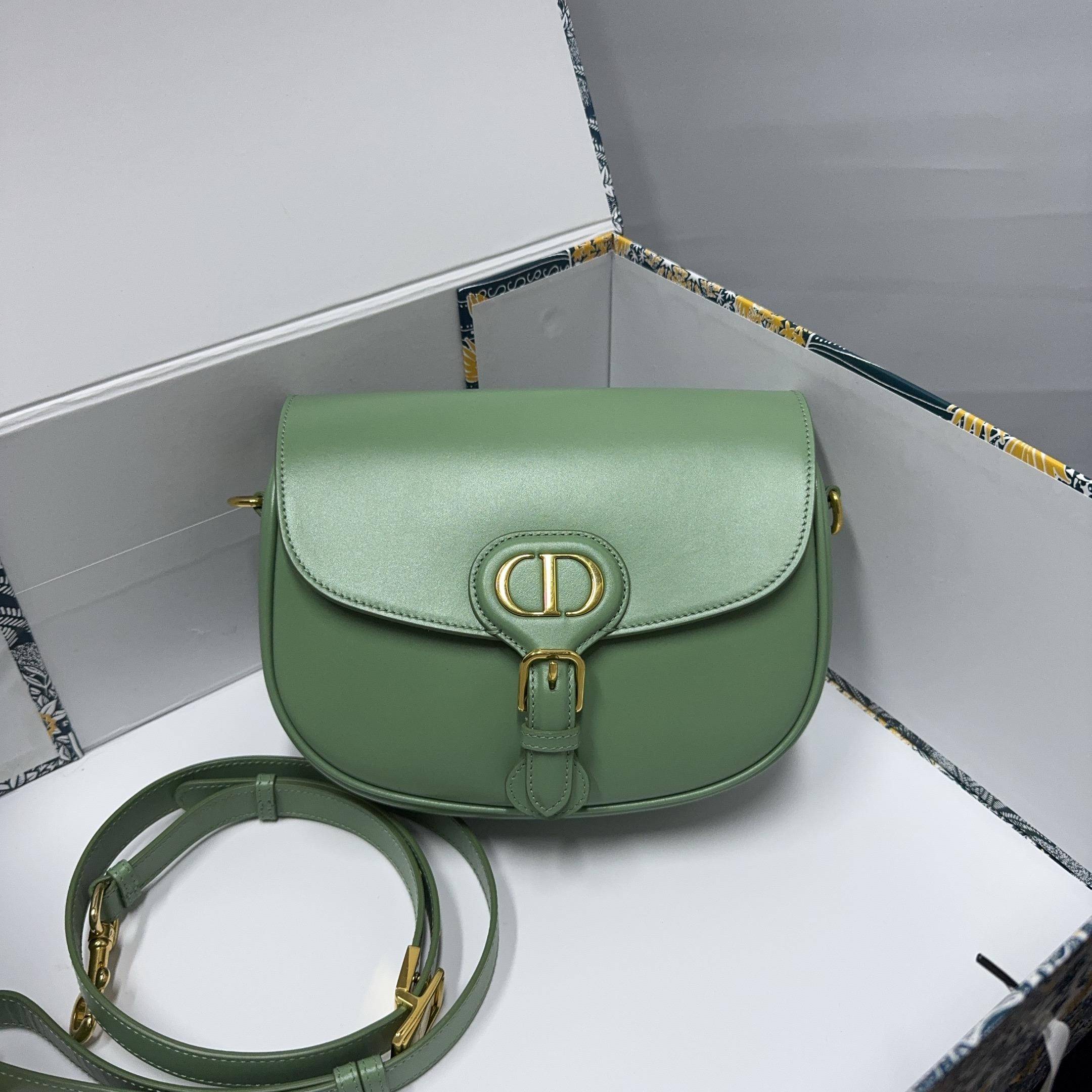 胖虎熙少/迪奥/95新/公价0/箱包/两用包/31T2501290047