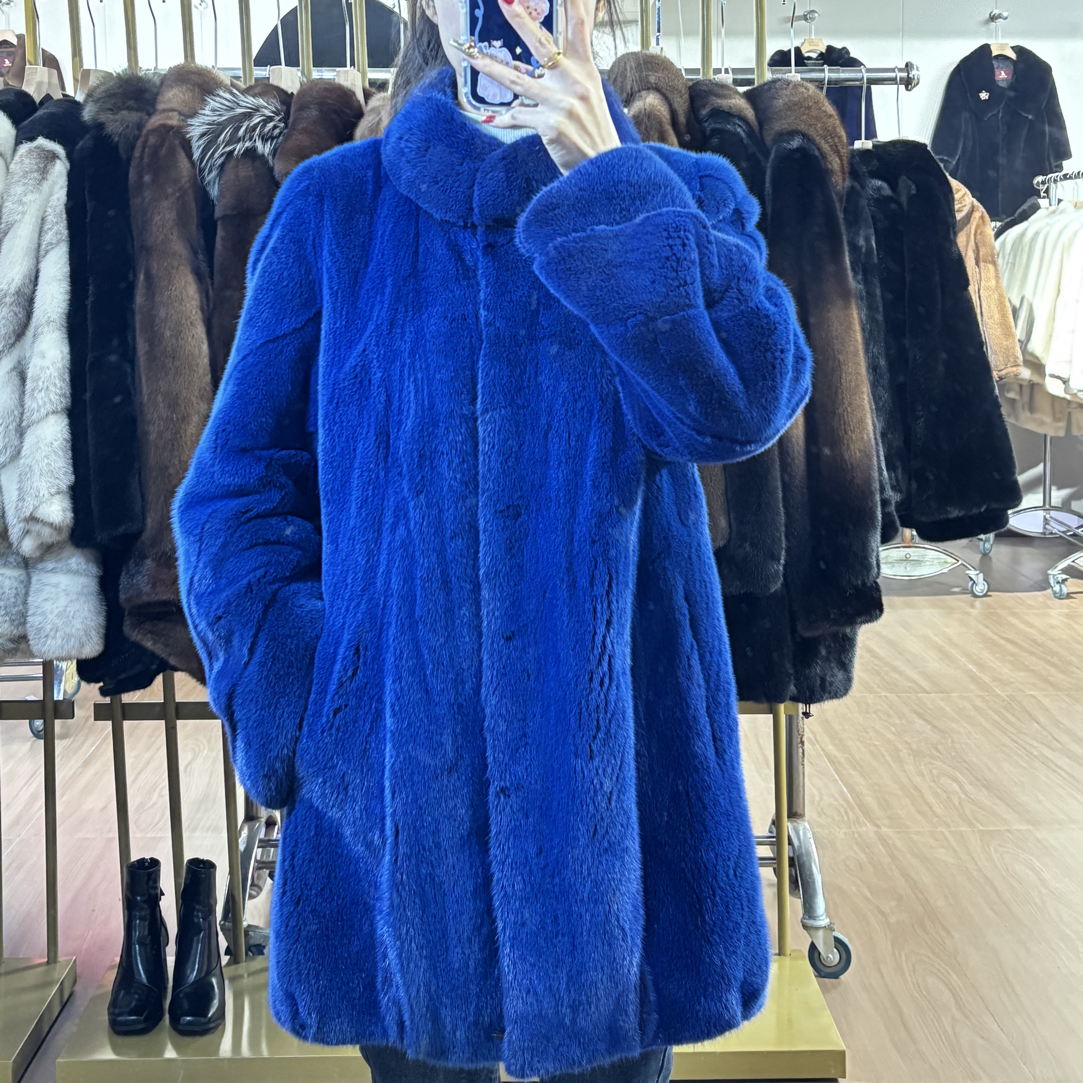 新款紫金天鹅绒短款女装外套气质减龄