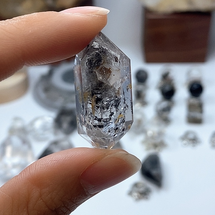 水晶颈饰未镶嵌黄胶花糖心