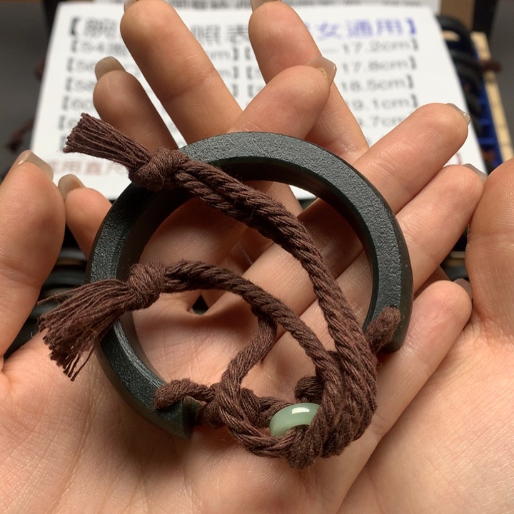 和田玉（糖玉）未镶嵌颈饰纪*然