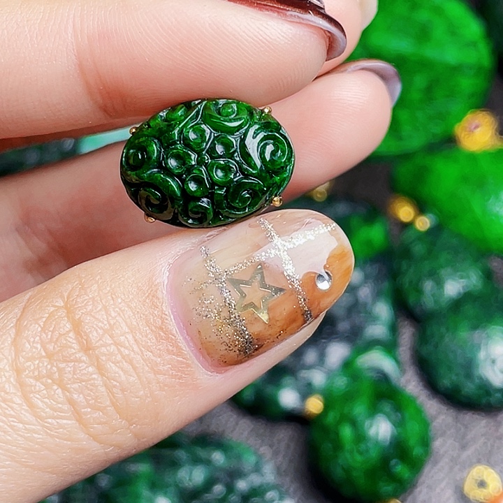 翡翠银S925镶嵌颈饰多样性