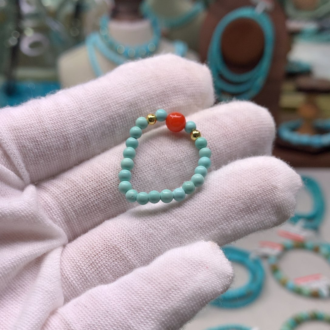 绿松石配饰未镶嵌