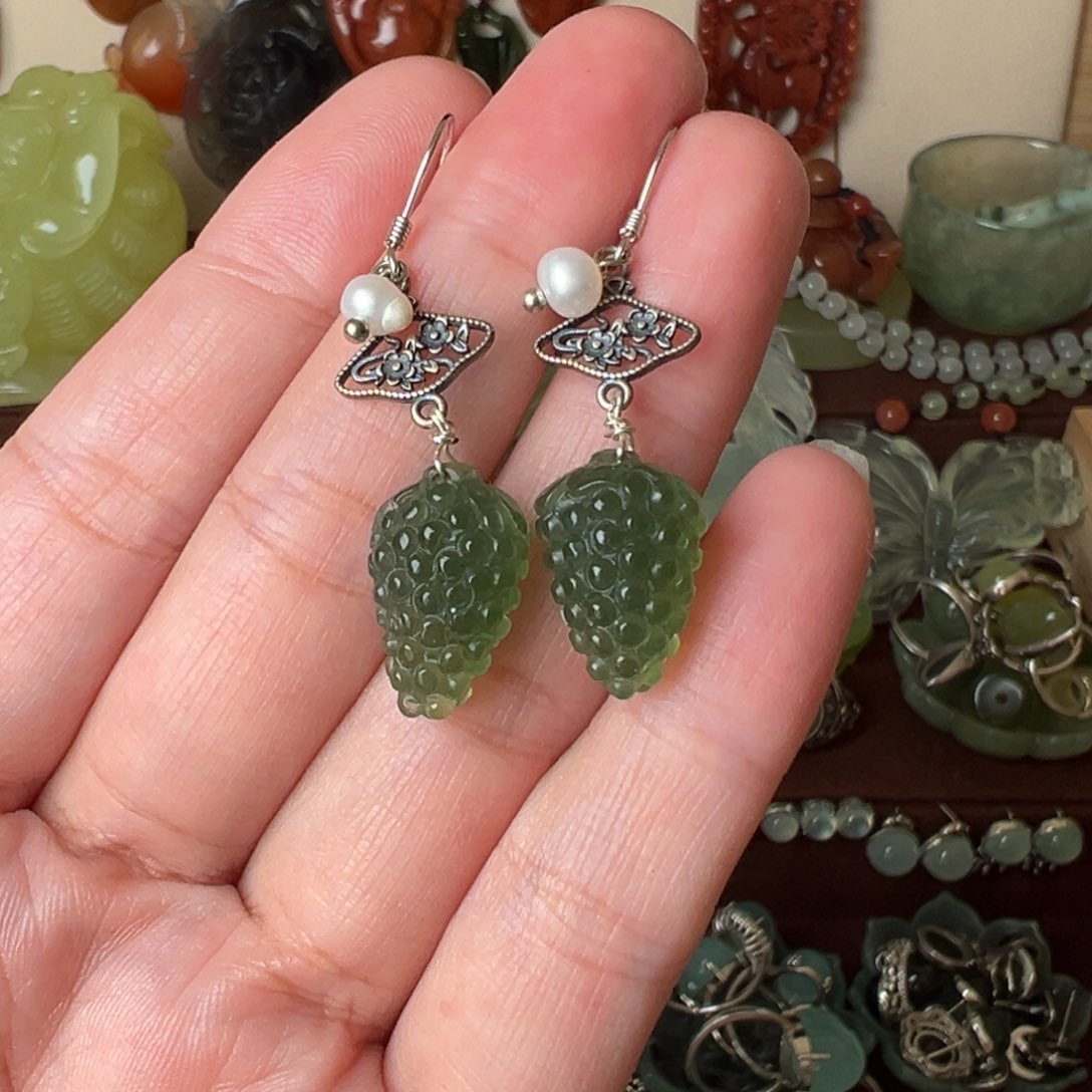 蛇纹石玉耳坠未镶嵌