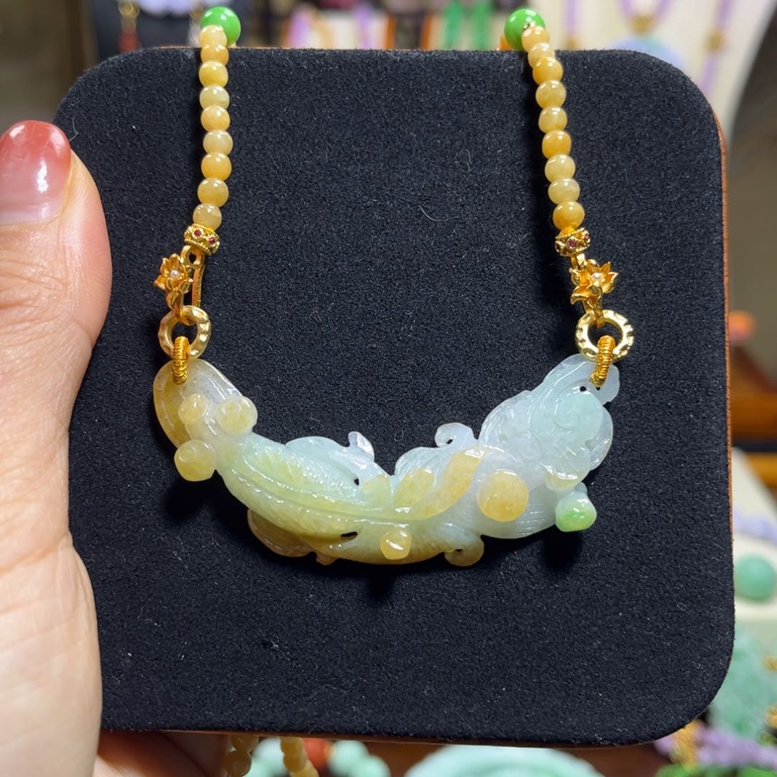 翡翠未镶嵌颈饰天然翡翠