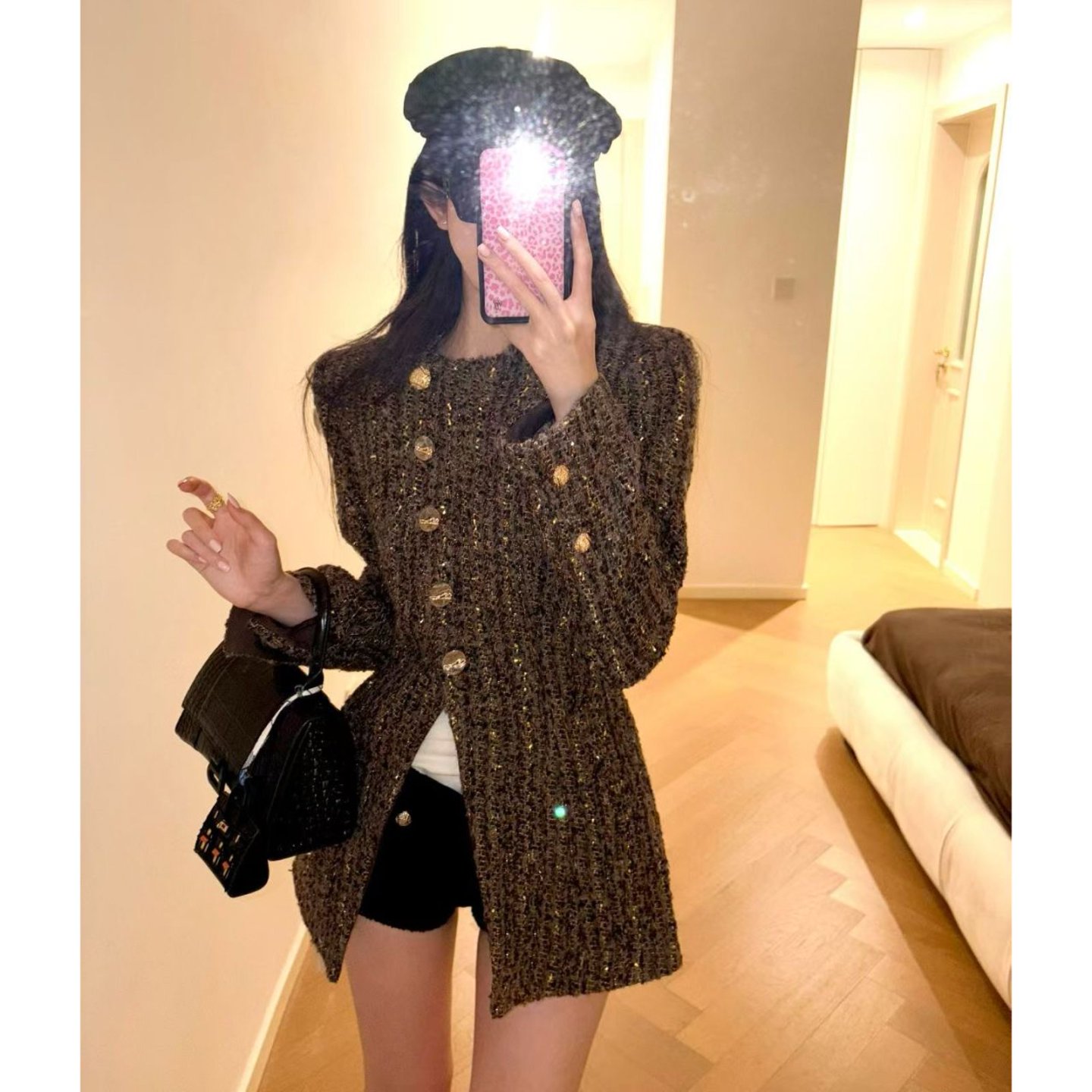  咖啡色小香风外套女2025秋季新款收腰修身金扣帅气羊毛外套A1560