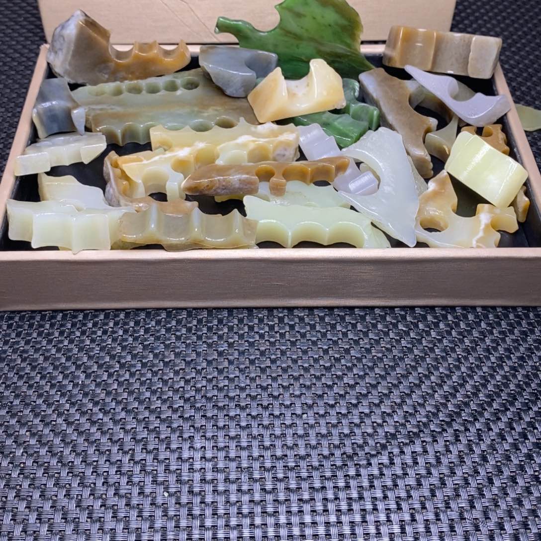 和田玉（糖玉）未镶嵌珠宝半成品