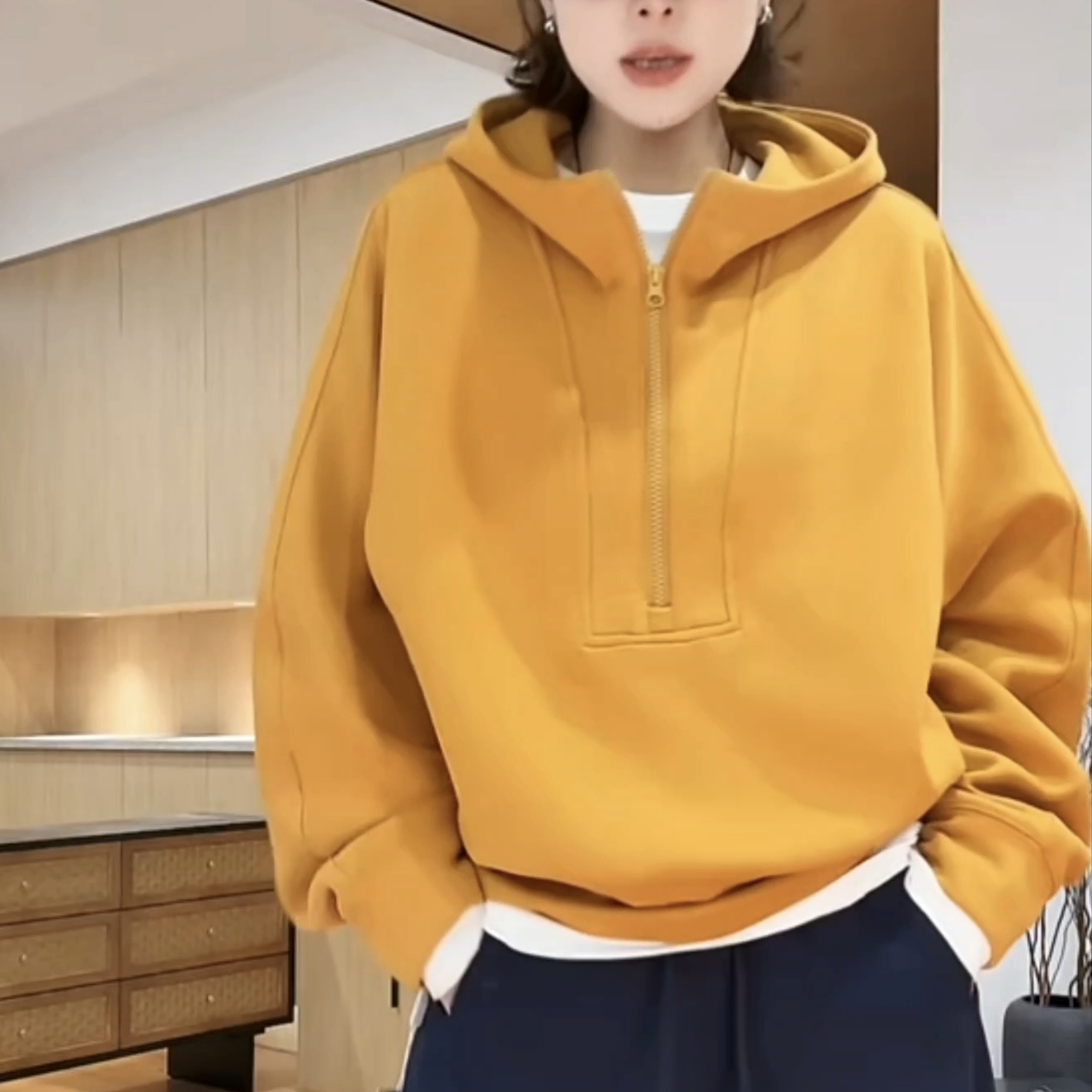 半拉链连帽宽松慵懒风气质女士休闲款式卫衣2025年秋冬新款女上衣