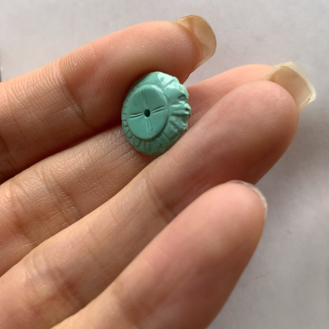 绿松石配饰未镶嵌