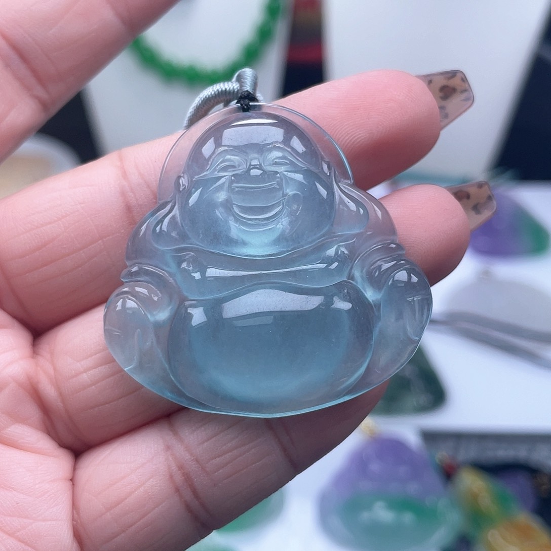 翡翠吊坠(赠链)未镶嵌