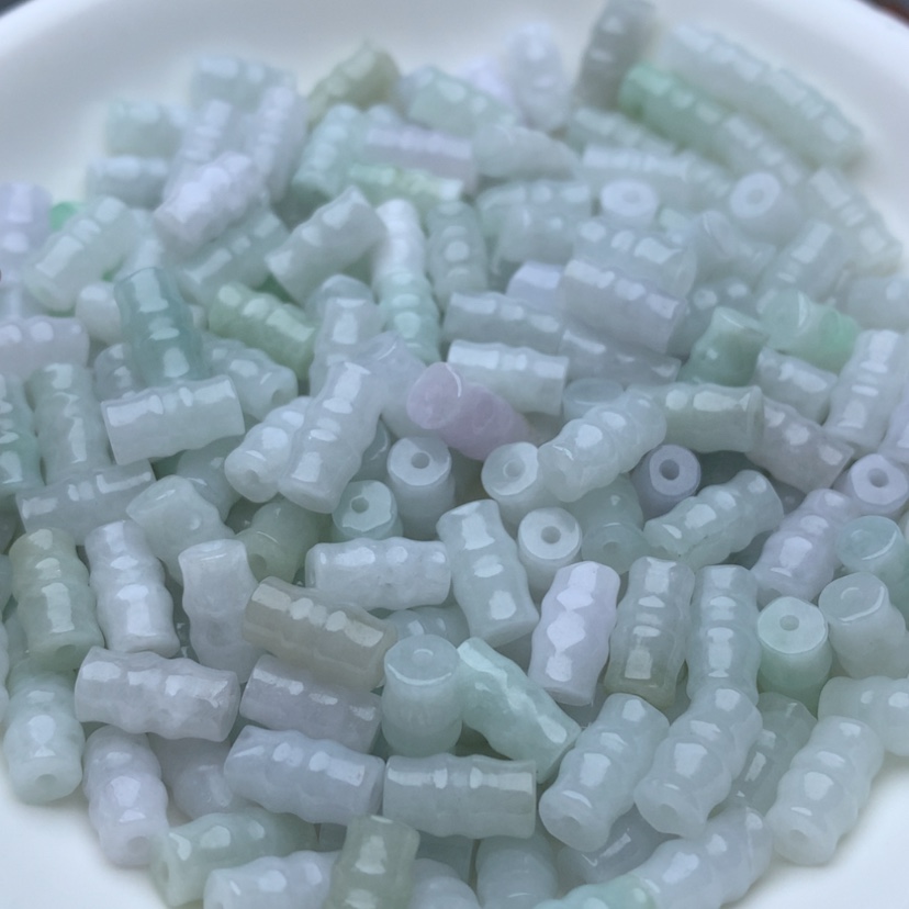 【闪购商品】翡翠手链未镶嵌卡4x9绿白竹节100颗