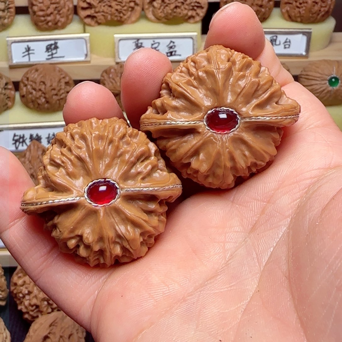 文玩核桃吊坠宫灯43