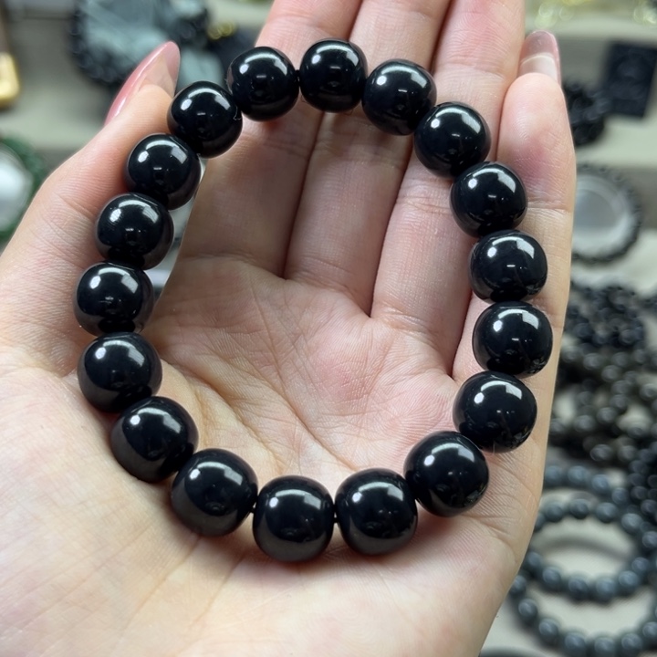 和田玉未镶嵌手链98墨一级细