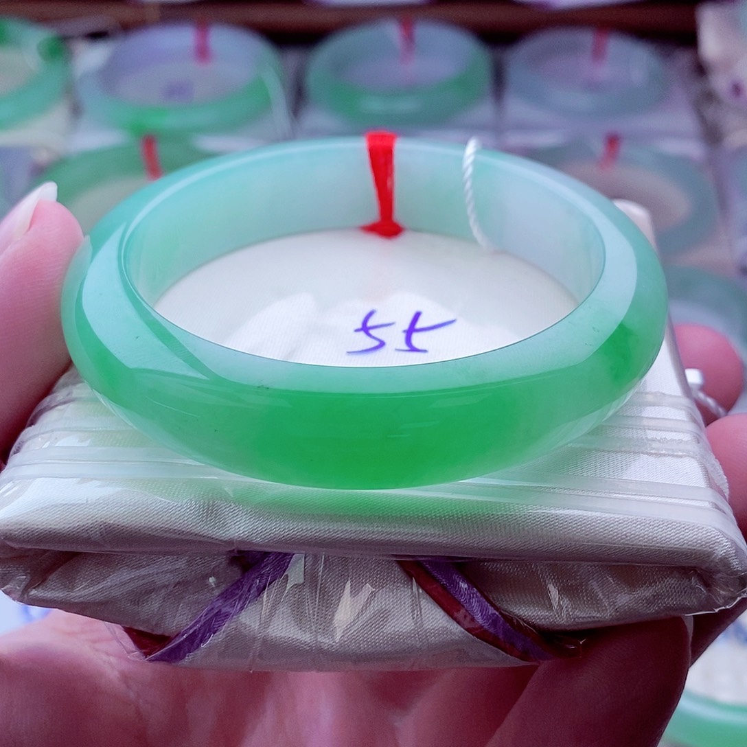 翡翠未镶嵌手镯328正阳绿半山半水冰润细腻起胶