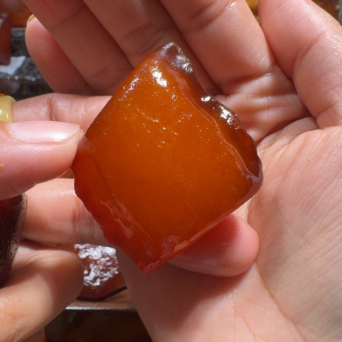 定制琥珀未镶嵌定制