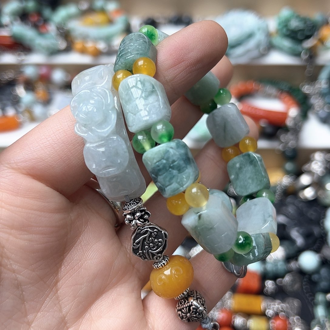 翡翠戒指未镶嵌喜*羊炸