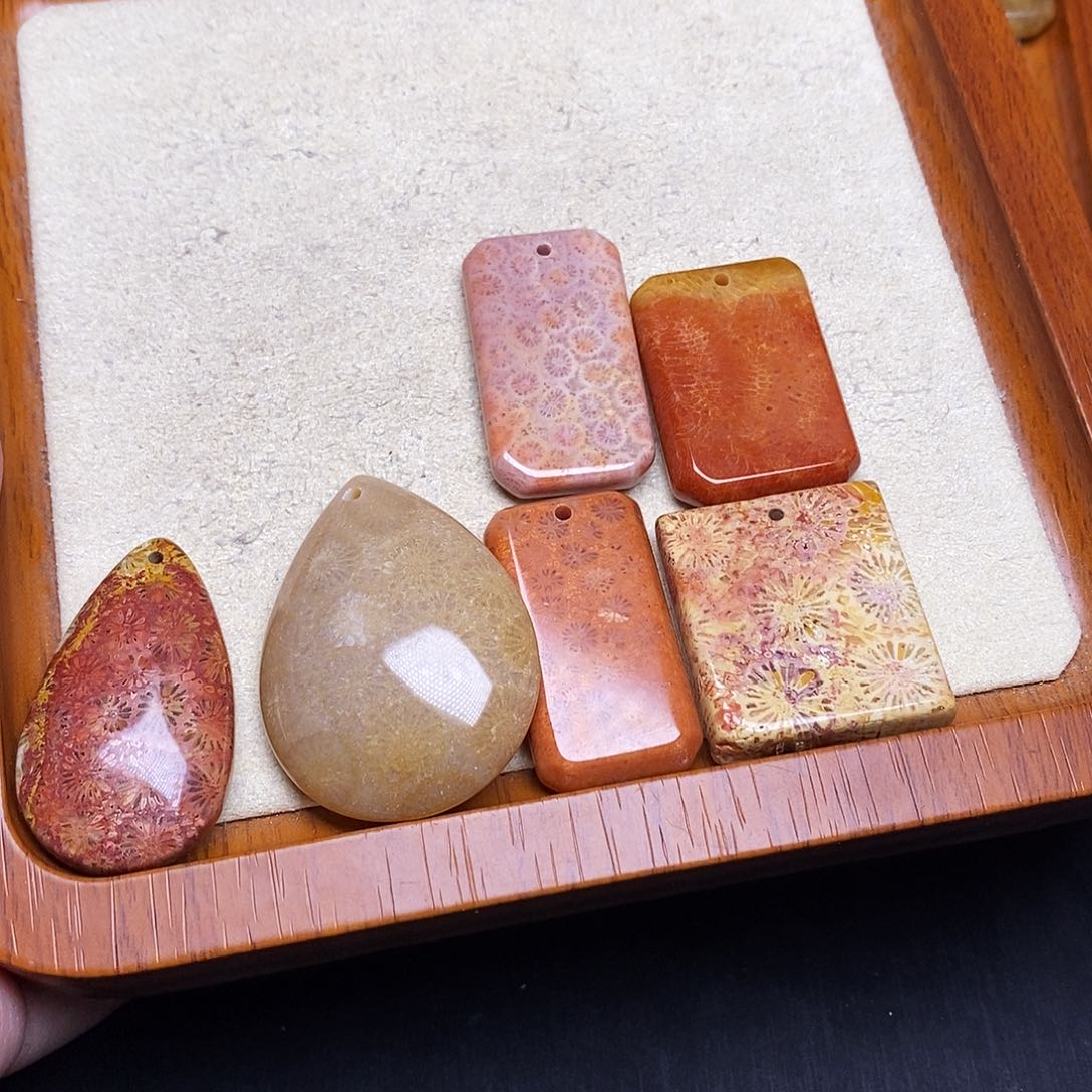 硅化玉珠宝奇石合金逸*