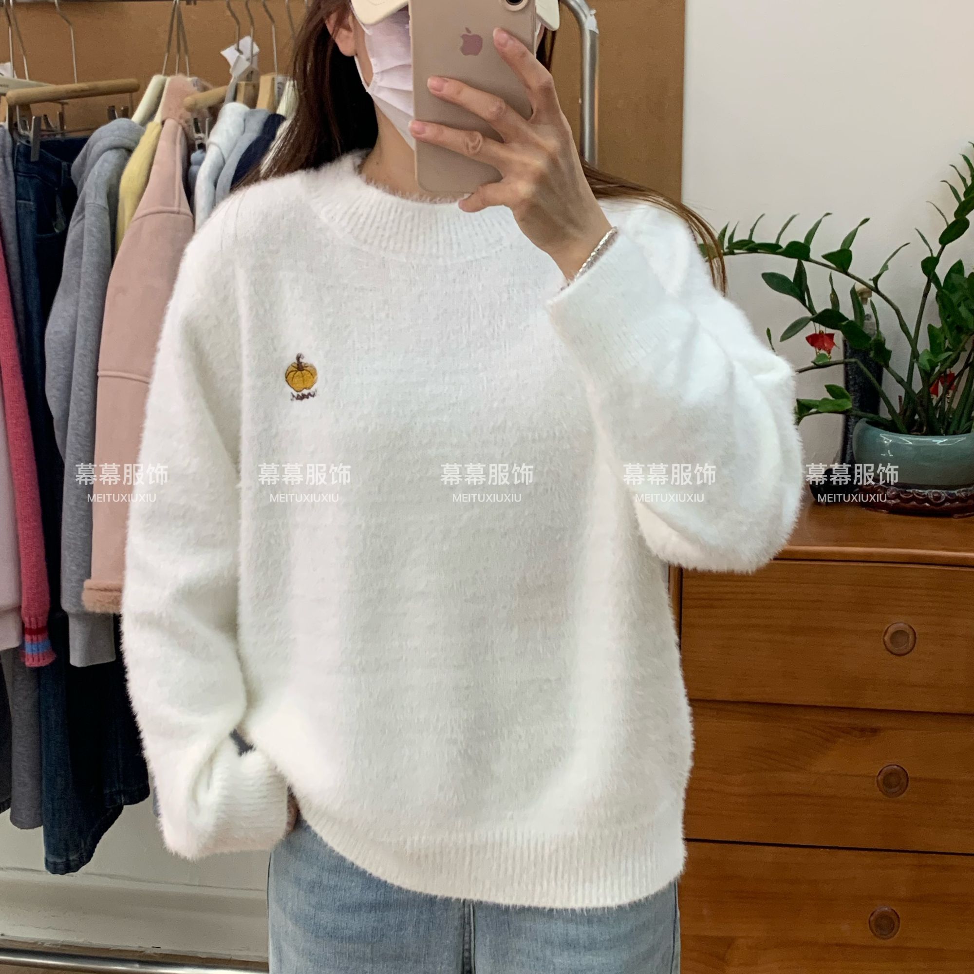 新款韩版高端女套头宽松慵懒显瘦刺绣毛衣秋冬不起球不变形677