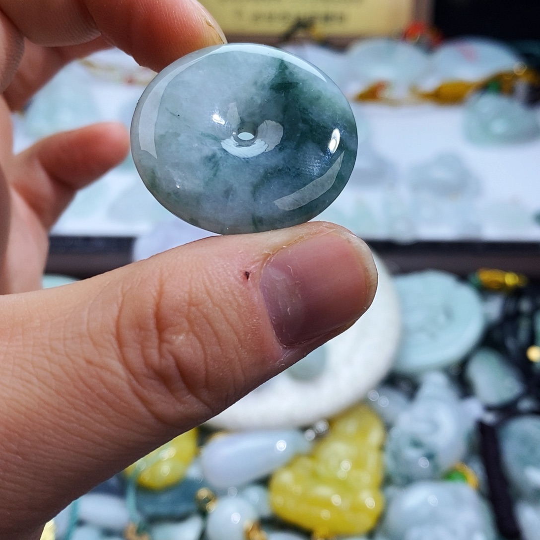 翡翠未镶嵌毛衣链999999