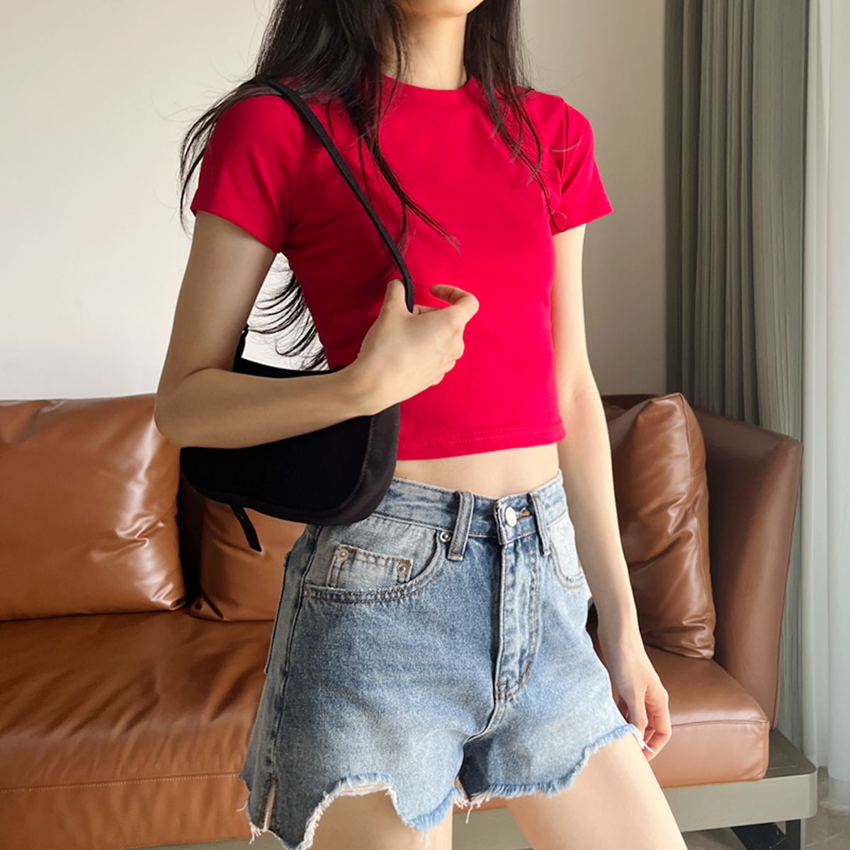 辣妹正肩短袖T恤女夏季新款纯欲风小高圆领修身短款露脐辣妹上衣