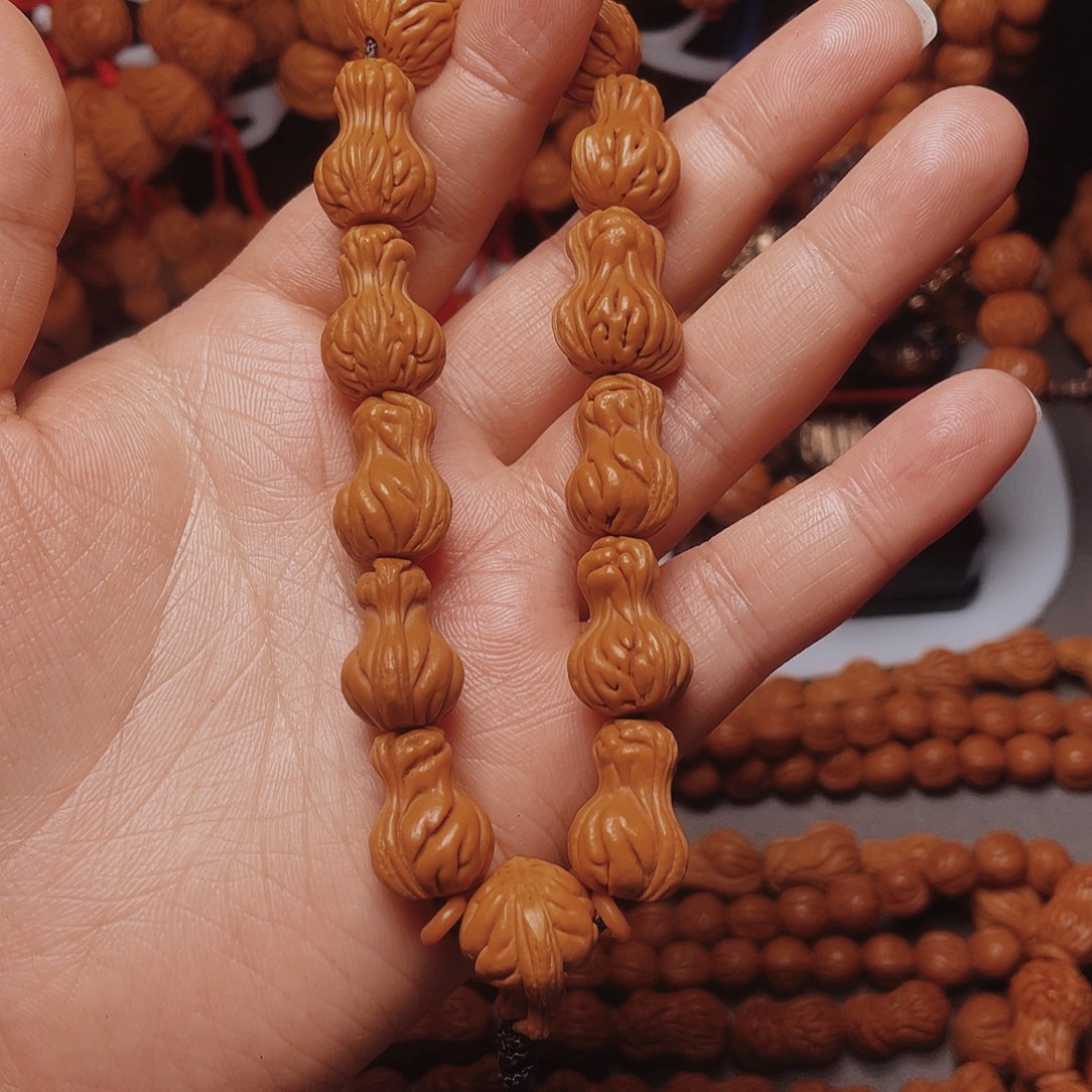 桃核手串龙纹桃枭